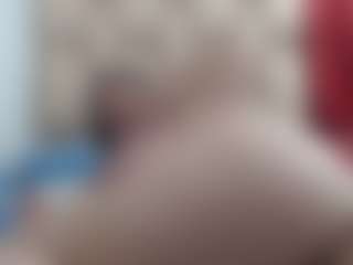 Live cam show with Ammy - Moan on Stripli.com