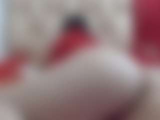 Ammy MILF webcam performer live streaming