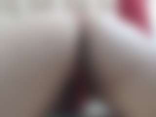 Ammy MILF webcam performer live streaming