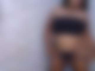 Live cam show with sjemy - Black MILF on crypto-cams