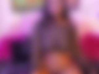 Live cam show with daiaashanti - Beauty on madthumbs