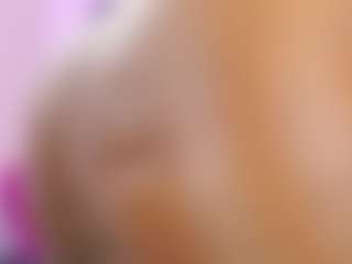 Live cam show with daiaashanti - Cute on camwithhim.com