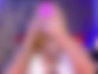 Live cam show with Celeste - Nora on friskycurves.com