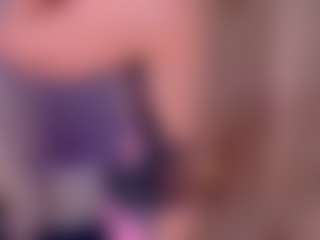 Live cam show with Celeste - Nora on camgirlchat.live