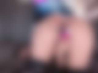 anthoneladoll's Live Sex Cam Show