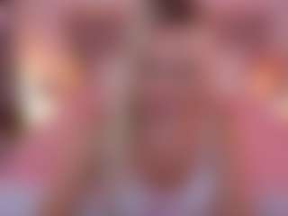 Live cam show with ameliwin - Tight on Camiplay Live