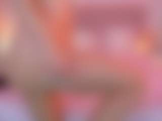 ameliwin MILF webcam performer live streaming