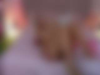 Live cam show with ameliwin - Tease on Camiplay Live