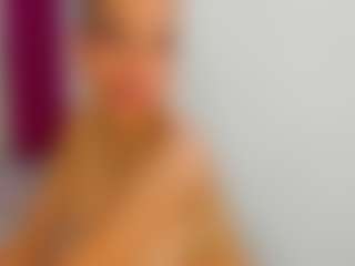 Live cam show with mollyybloom - Nipples on Sweet Sext