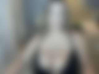 Live cam show with Rach - Snapchat on live18s.com