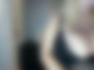 Live cam show with Rach - Blonde Hair MILF on SinfulBabes