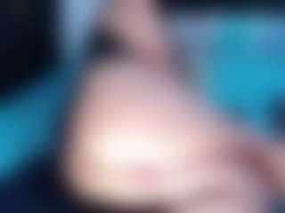 ALEXASWEET's Live Sex Cam Show