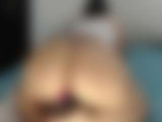 Live cam show with ALEXASWEET - Athletic College on AdultVida.com