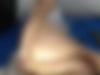 Live cam show with ALEXASWEET - Deepthroat on Uber Horny