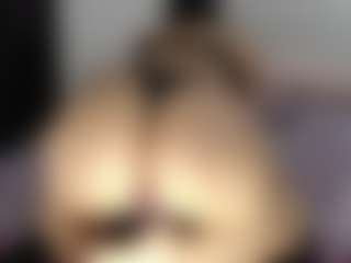 ALEXASWEET MILF webcam performer live streaming