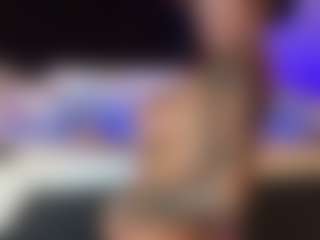 Live cam show with Amy Honney - Office on testsause.com