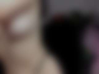 emma7 MILF webcam performer live streaming