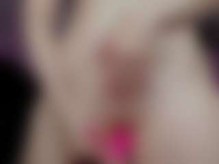 emma7 MILF webcam performer live streaming
