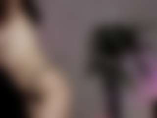 emma7's Live Sex Cam Show