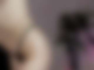 Live cam show with emma7 - Oil on SpankPalCams