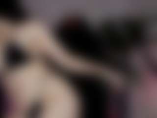 Live cam show with emma7 - Public on Mixed Magazine Live