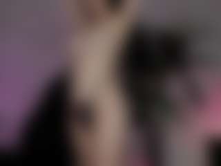 emma7 MILF webcam performer live streaming