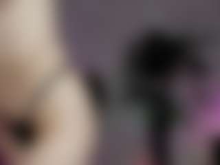 emma7 MILF webcam performer live streaming