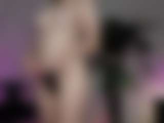 emma7's Live Sex Cam Show