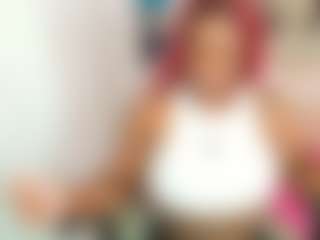 Live cam show with msfitqueen - Big Nipples on live18s.com