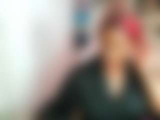 Live cam show with msfitqueen - Big Nipples on Milf Play