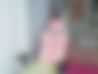 Live cam show with msfitqueen - Big Nipples on Soda Cam