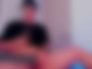 isabellamout's Live Sex Cam Show