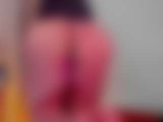 Spettacolo in cam dal vivo con yossefmout - Roleplay su Camsoda
