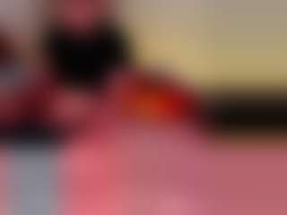 Live cam show with Yossef_Transboy - Muscular on wildcum.com