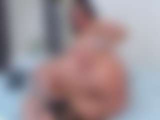 scarlettmore's Live Sex Cam Show