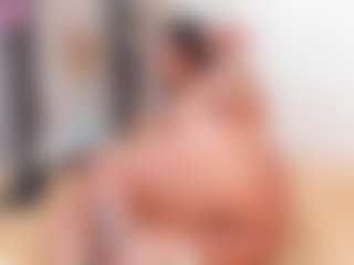Live cam show with scarlettmore - Striptease MILF on xxxlivecams.org