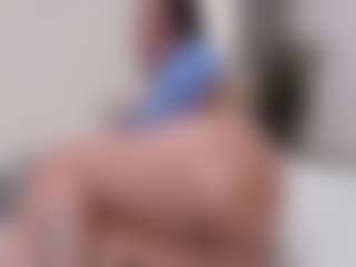 Live cam show with scarlettmore - Orgasm on sexylive.show