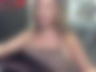 newlisa2018's Live Sex Cam Show