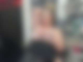 newlisa2018's Live Sex Cam Show