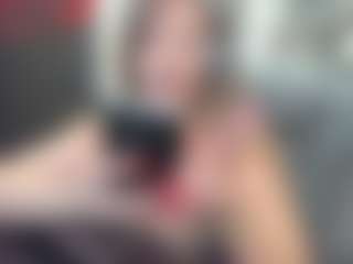 newlisa2018's Live Sex Cam Show