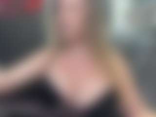 newlisa2018's Live Sex Cam Show