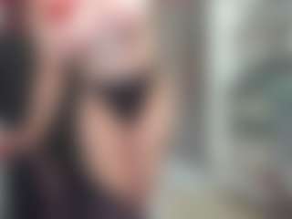 newlisa2018's Live Sex Cam Show