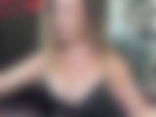 newlisa2018's Live Sex Cam Show