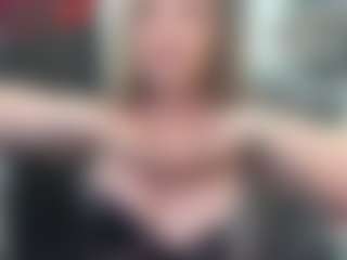 newlisa2018's Live Sex Cam Show