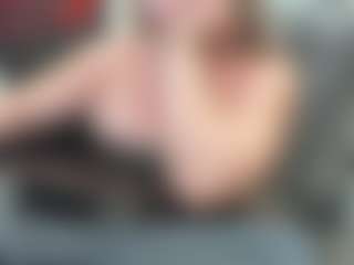 newlisa2018's Live Sex Cam Show