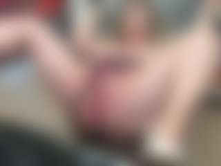 newlisa2018's Live Sex Cam Show