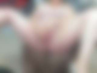 newlisa2018's Live Sex Cam Show