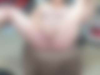newlisa2018's Live Sex Cam Show