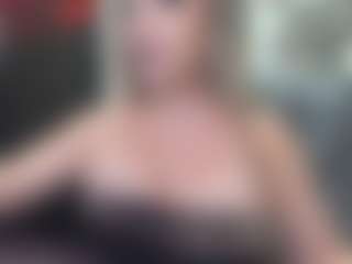 newlisa2018's Live Sex Cam Show