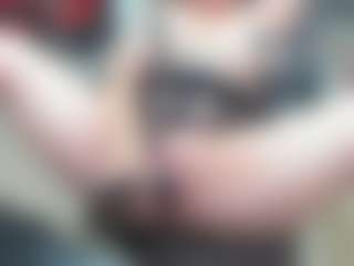 newlisa2018's Live Sex Cam Show